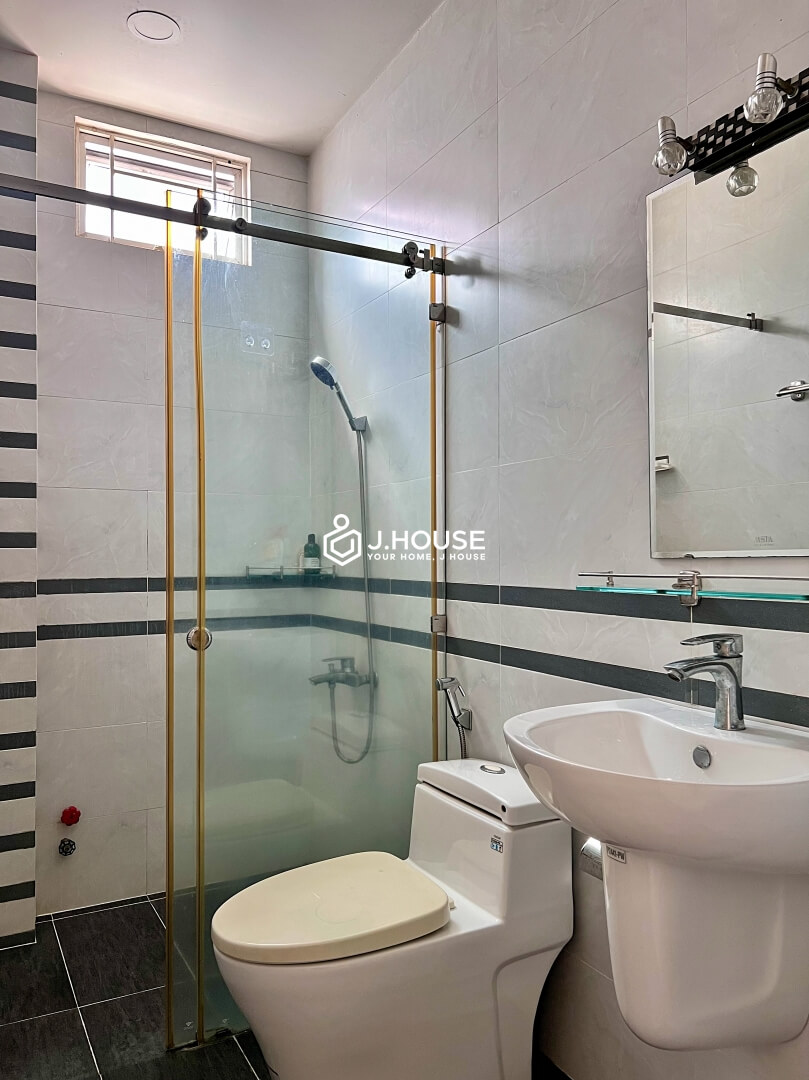 Fully furnished apartment for rent at Phan Ngu Apartment, District 1, HCMC