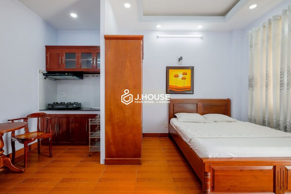 Fully furnished apartment on Dien Bien Phu street, Binh Thanh District, HCMC-1
