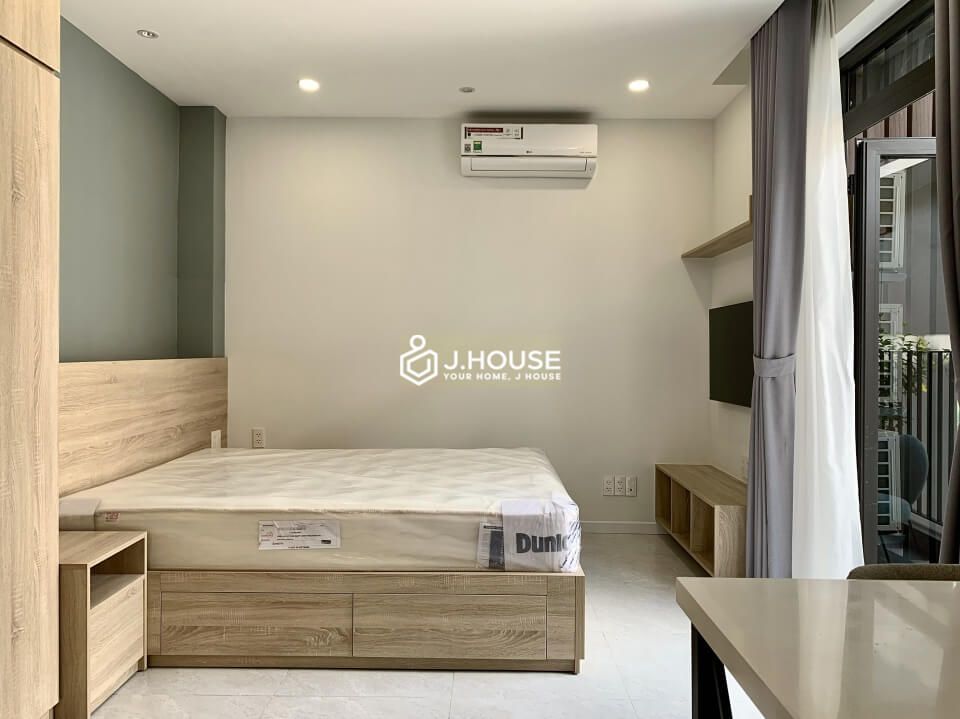 Fully furnished modern serviced apartment in Thao Dien, District 2-3
