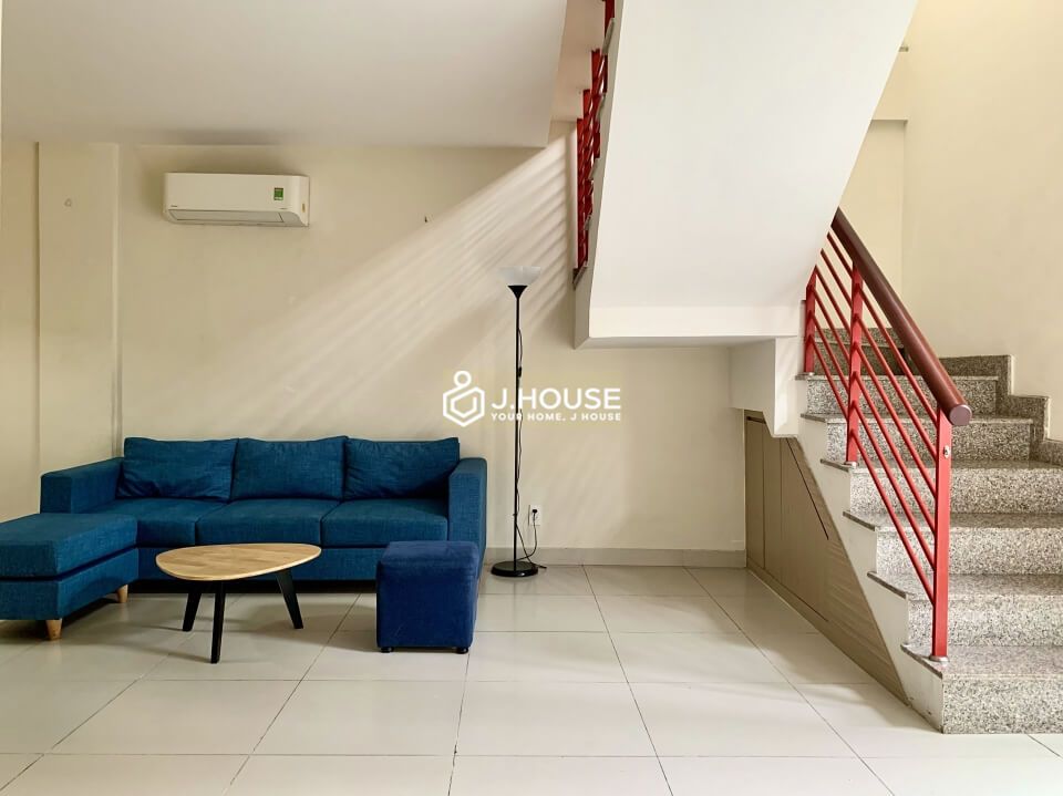 Fully furnished serviced apartment on Nguyen Trai Street, District 1-5