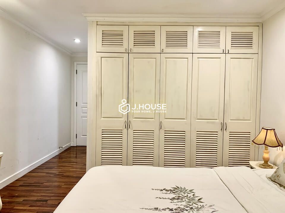 Large 2 bedroom apartment at Golden Globe Apartment in Tan Binh District, HCMC-6