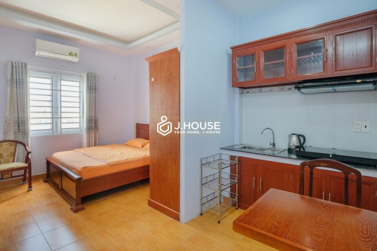 Local apartment on Dien Bien Phu street, Binh Thanh District