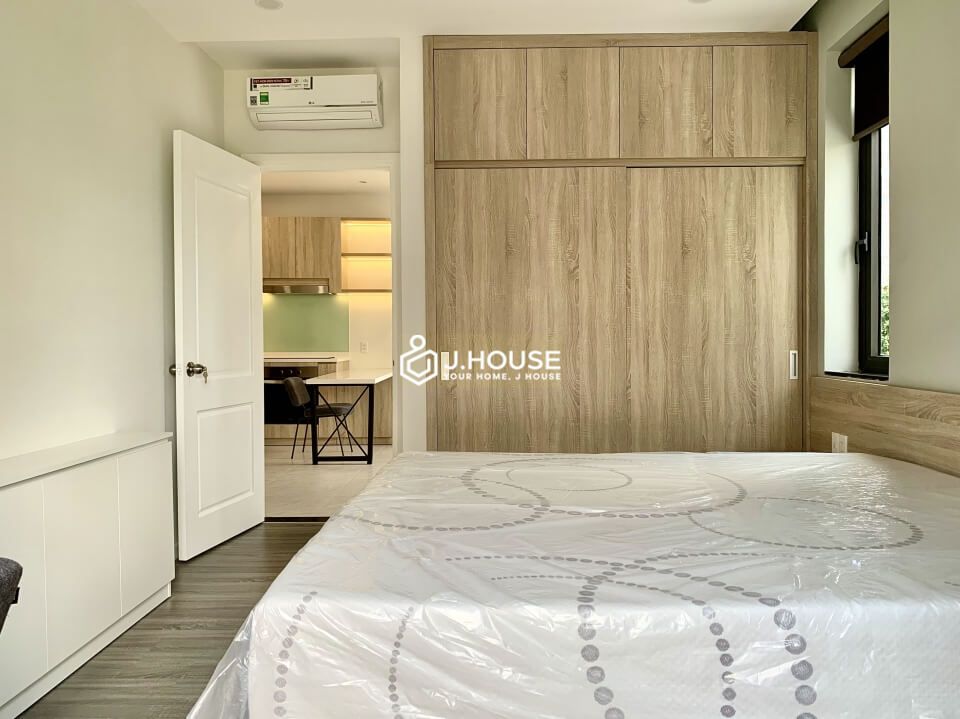 Modern luxury serviced apartment on the street in Thao Dien, District 2-10