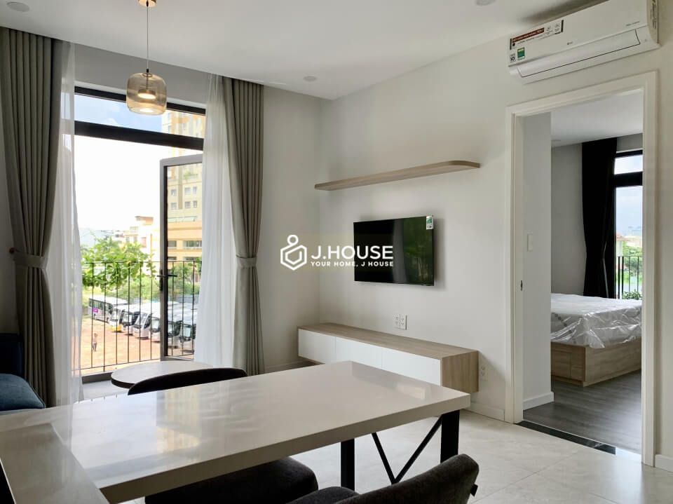 Modern luxury serviced apartment on the street in Thao Dien, District 2-6