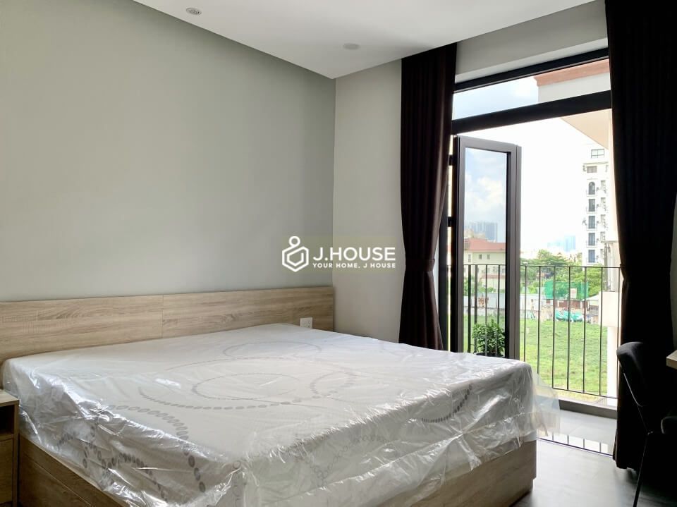 Modern luxury serviced apartment on the street in Thao Dien, District 2-9