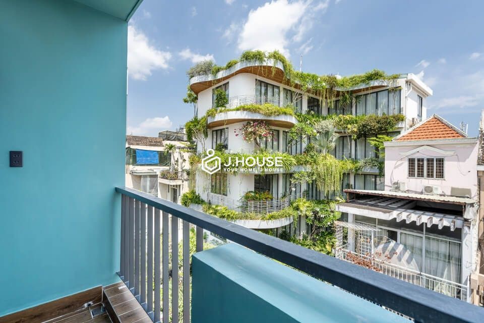 Modern serviced apartment at Chilli & Chum Apartment in District 1, HCMC-1