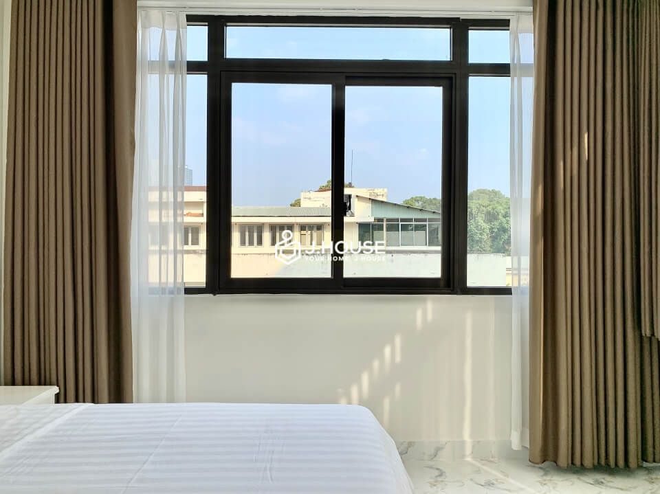 Nice view serviced apartment on Vo Van Tan street, District 3, HCMC-9