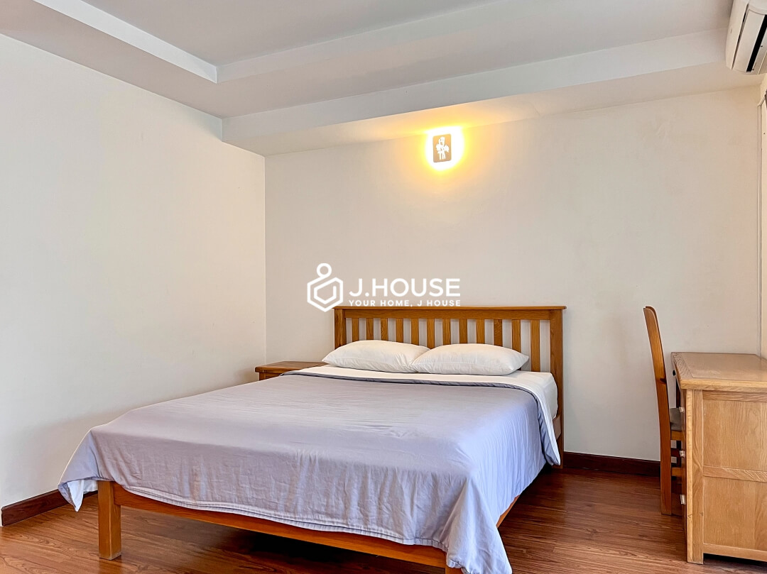 Serviced apartment next to the canal on Truong Sa street, Binh Thanh District, HCMC