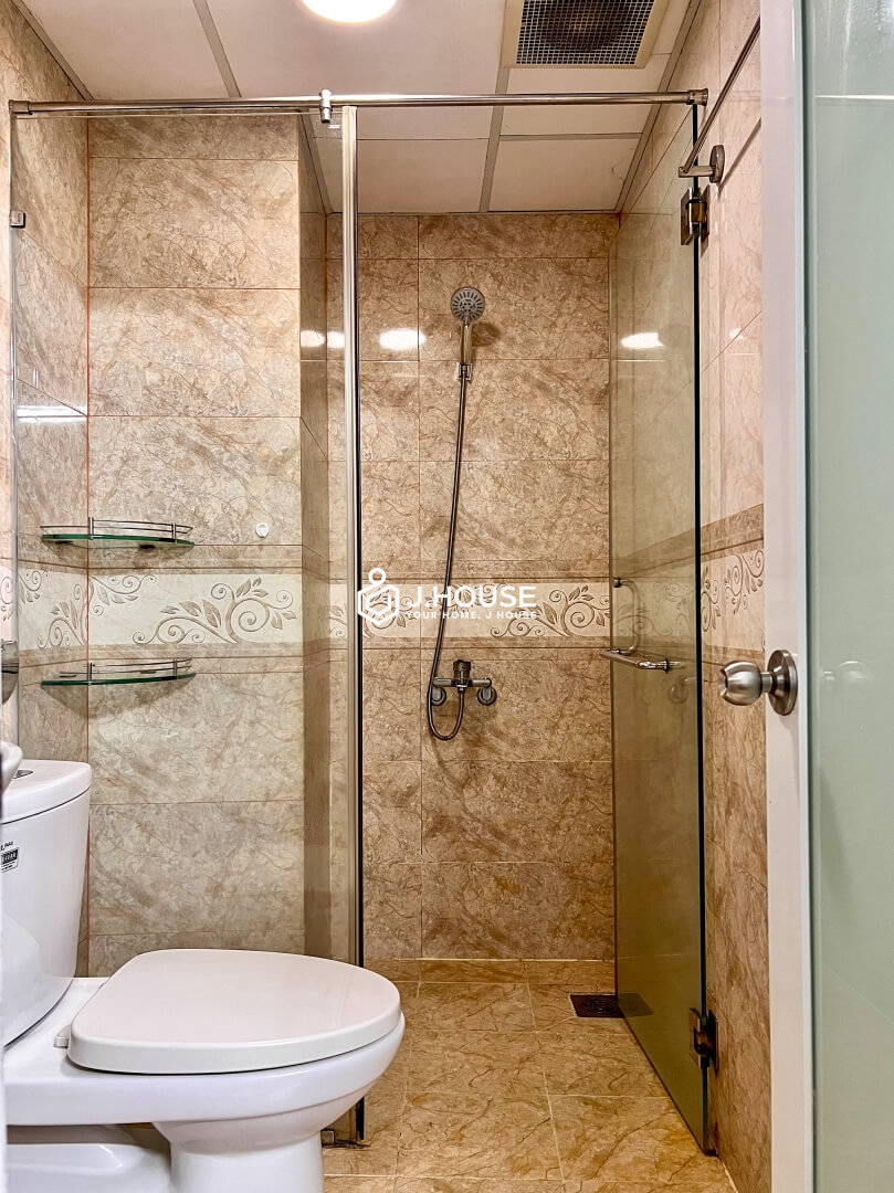 Serviced apartment next to the canal on Truong Sa street, Binh Thanh District, HCMC