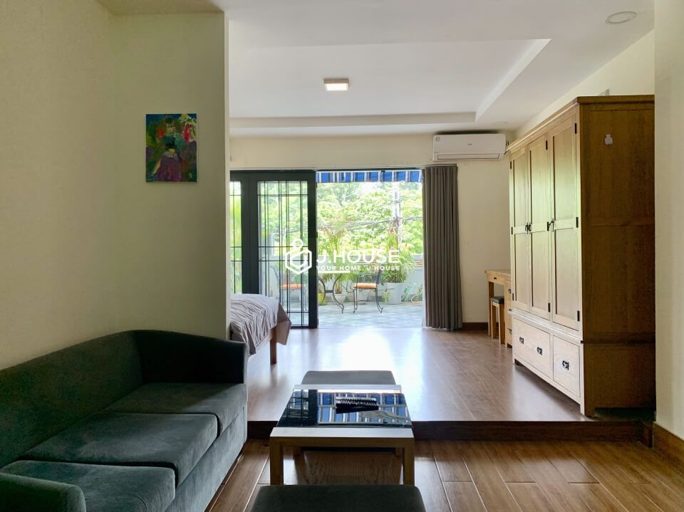 Serviced apartment next to the canal on Truong Sa street, Binh Thanh District, HCMC