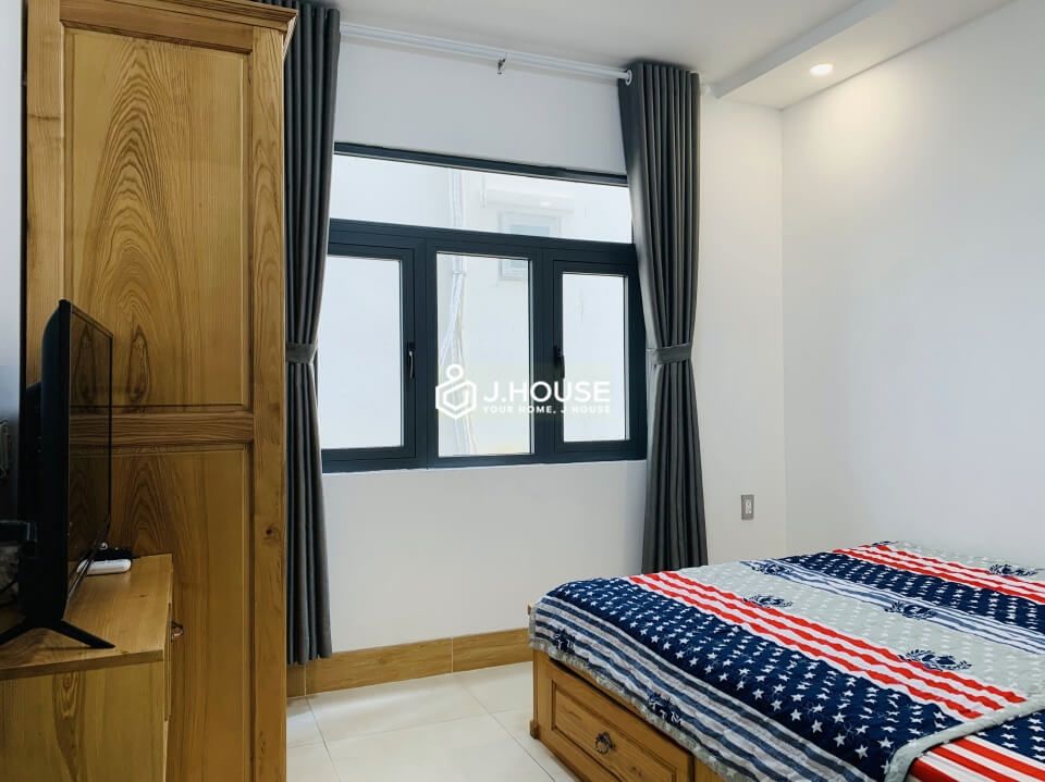 2 bedroom apartment with rooftop pool and gym in Thao Dien, District 2, HCMC-7