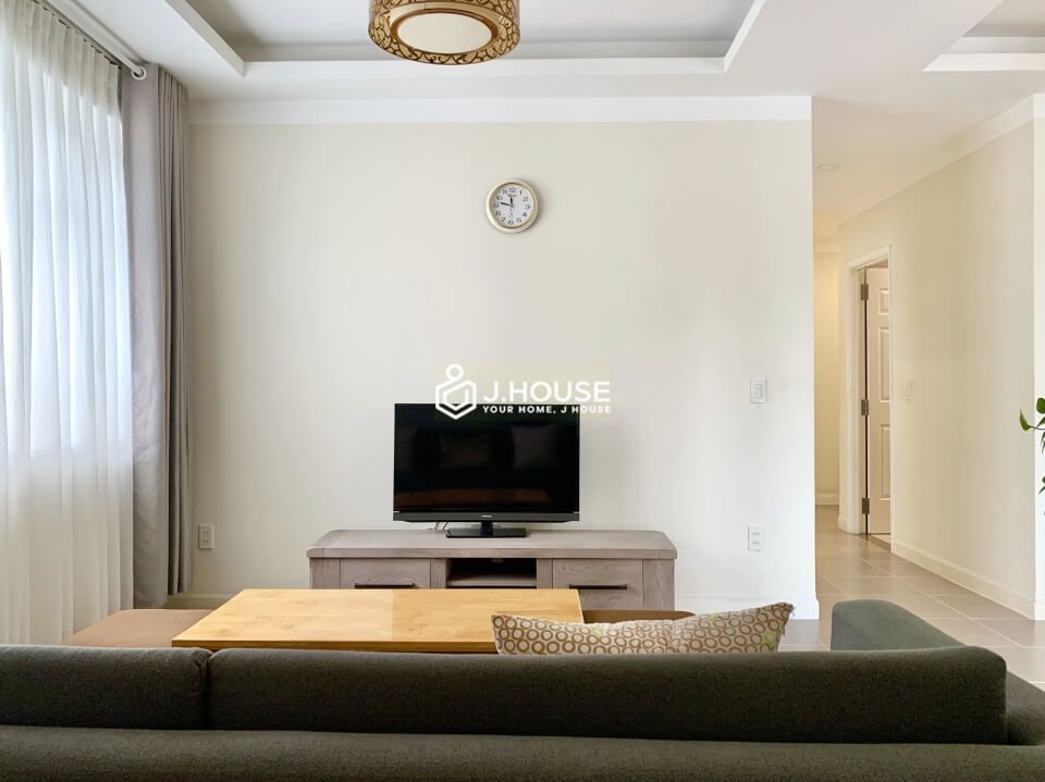 Comfortable serviced apartment next to the canal in Binh Thanh District, HCMC-2