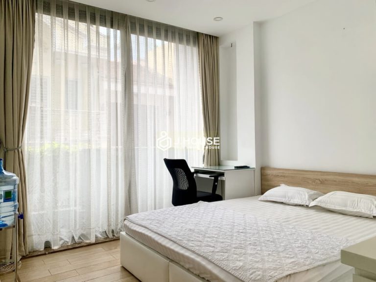 Fully furnished apartment on Hai Ba Trung street, Tan Dinh ward, District 1, HCMC