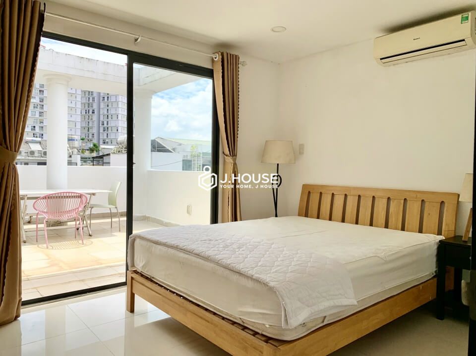 Fully furnished apartment with private terrace in Thao Dien, District 2-3