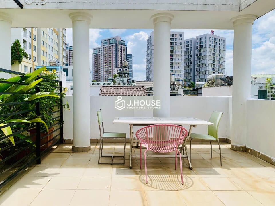 Fully furnished apartment with private terrace in Thao Dien, District 2-6