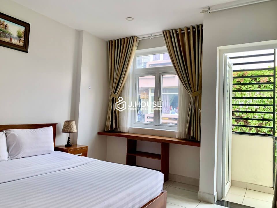 Good serviced apartment near the airport in Tan Binh district, HCMC-6