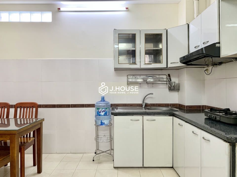 Local serviced apartment in District 10, HCMC-0
