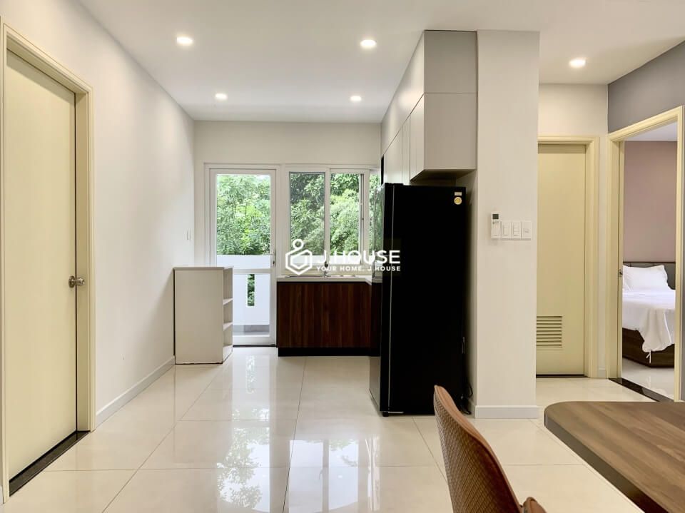 Morden 2 bedroom apartment has a rooftop pool, gym and sauna in Thao Dien, District 2, HCMC-6
