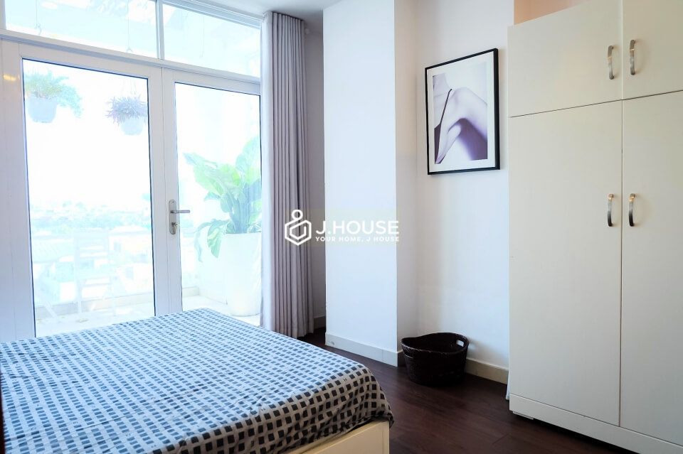 Rooftop apartment with nice view in Tan Dinh ward, District 1, HCMC-10