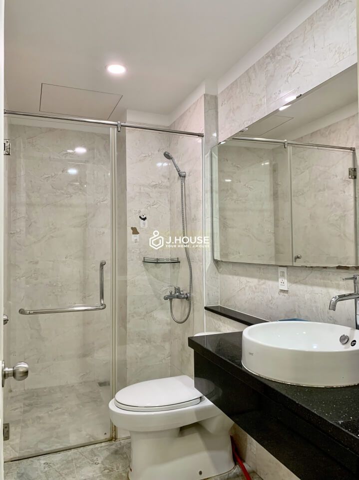 Serviced apartment with rooftop swimming pool and gym in Thao Dien, District 2, HCMC-16