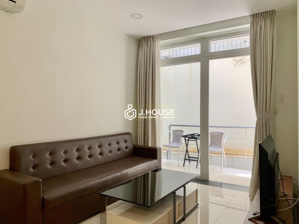 Serviced apartment with rooftop swimming pool and gym in Thao Dien, District 2, HCMC-3