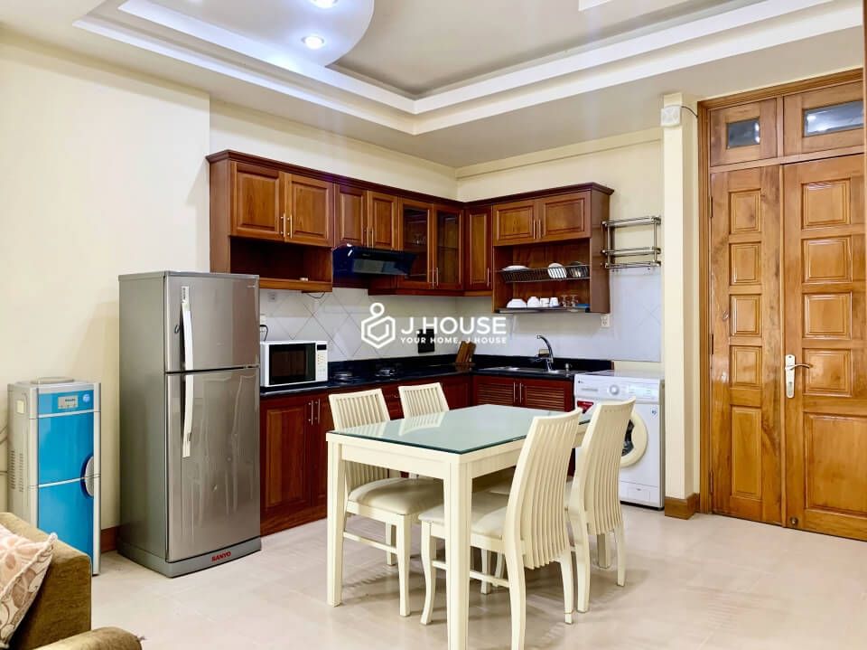 Spacious pet-friendly serviced apartment in Thao Dien, District 2, HCMC-4