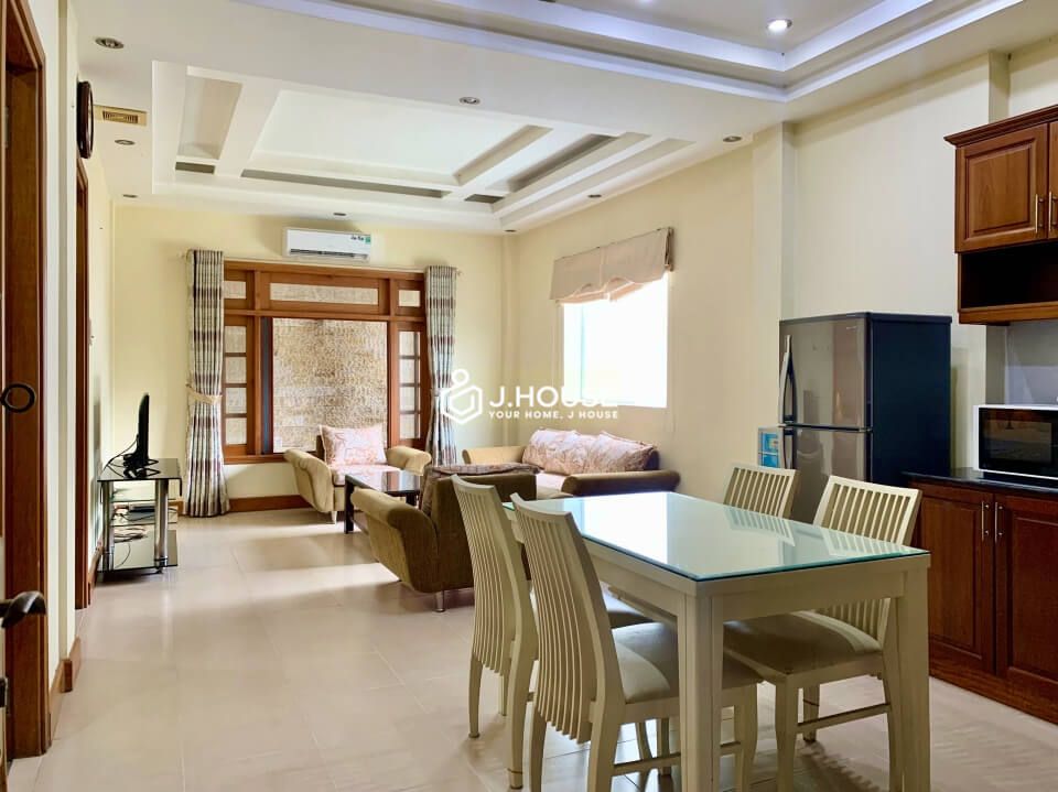 Spacious pet-friendly serviced apartment in Thao Dien, District 2