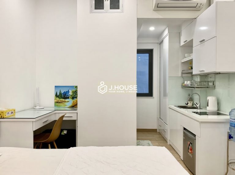 Studio apartment on Hai Ba Trung street, Tan Dinh ward, District 1, HCMC