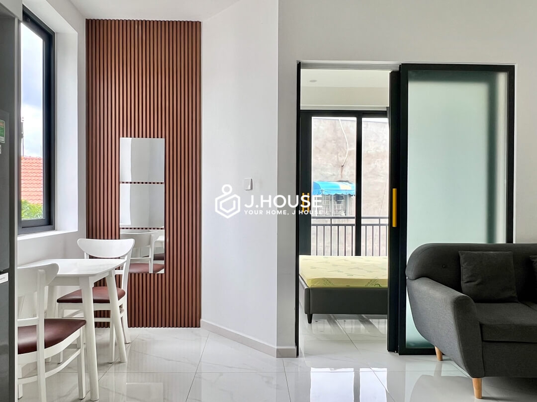 1 br apartment with balcony at 47 street, Thao Dien ward, District 2