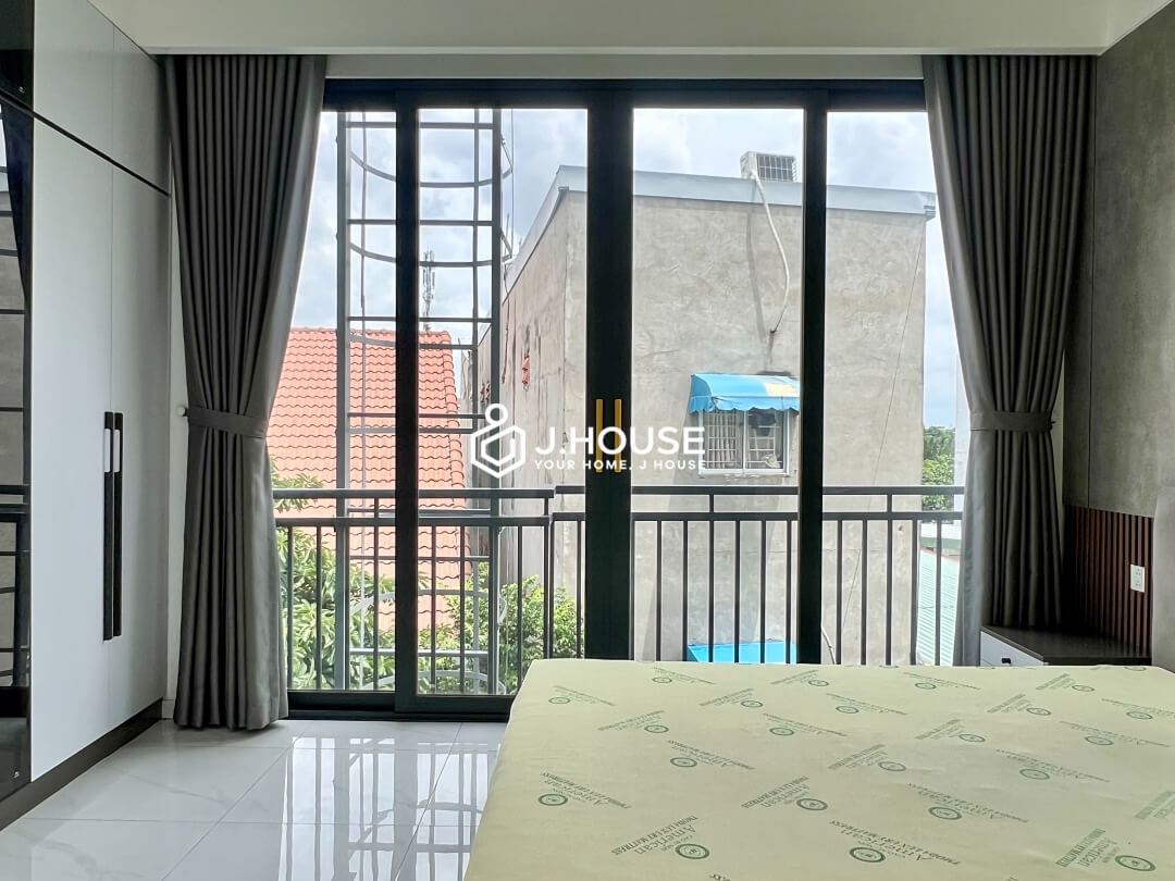 1 br apartment with balcony at 47 street, Thao Dien ward, District 2