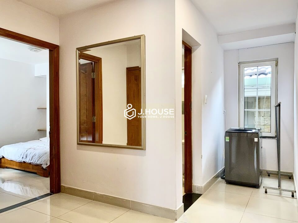 Bright 3 bedroom serviced apartment in Thao Dien, District 2, HCMC-15