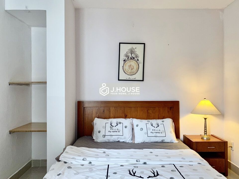 Bright 3 bedroom serviced apartment in Thao Dien, District 2, HCMC-18