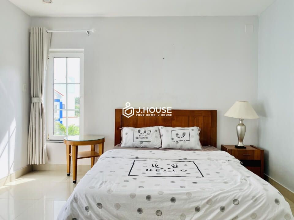 Bright 3 bedroom serviced apartment in Thao Dien, District 2, HCMC-8