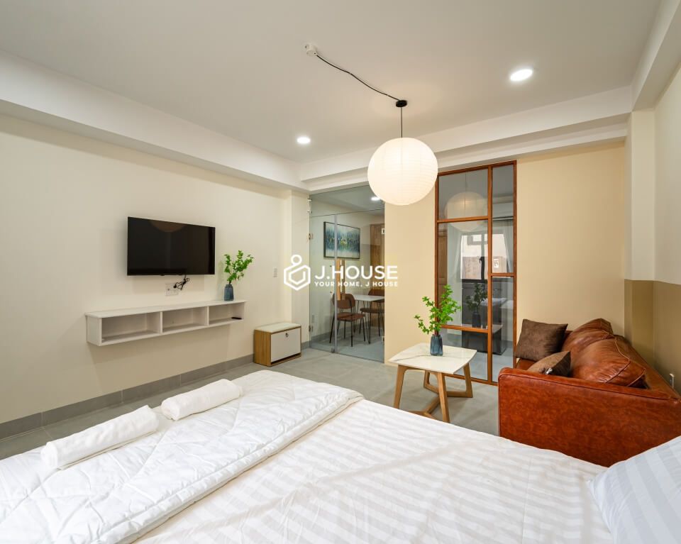 Elegant modern serviced apartment on Vo Thi Sau street, District 1, HCMC-2