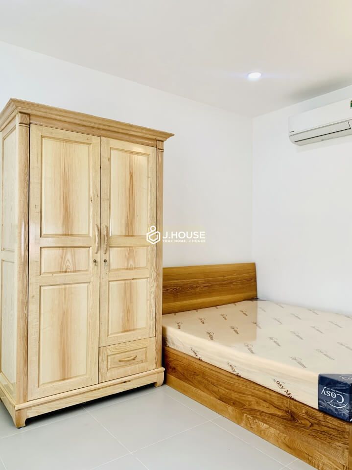 Fully furnished apartment near the airport in Tan Binh District, HCMC-5