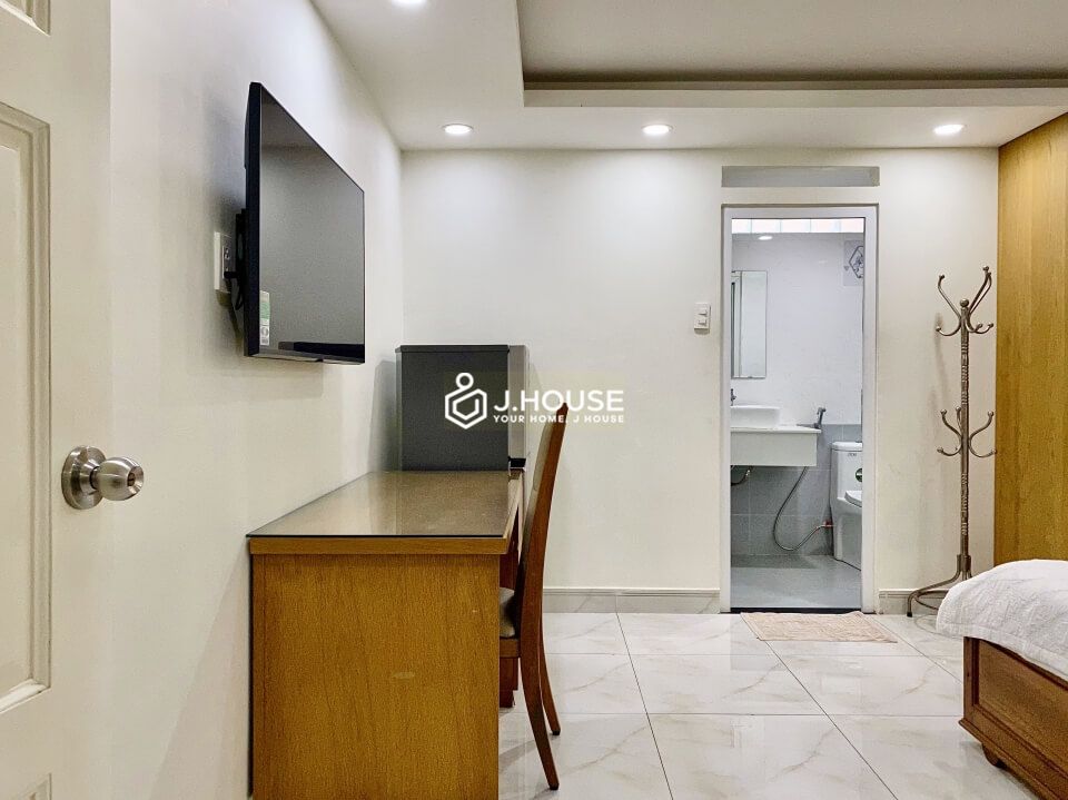 Fully furnished single apartment in Thao Dien, District 2, HCMC-4