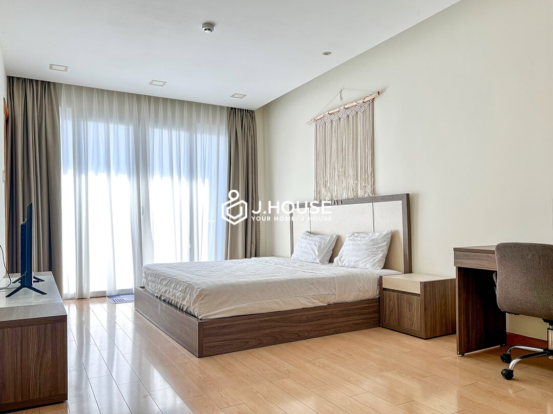 Spacious 1 br apartment with balcony at Solomon Apartment, Thao Dien, HCMC