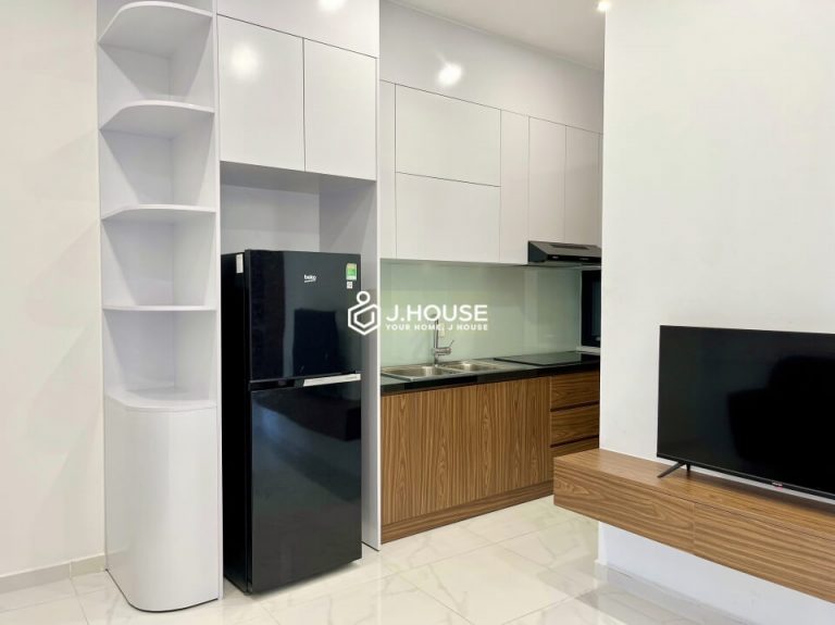 1 bedroom apartment with large balcony in Thao Dien, District 2