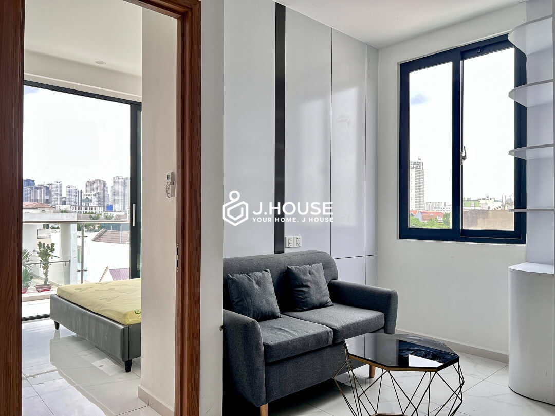 Bright 1 br apartment with balcony at 47 street, Thao Dien ward, District 2