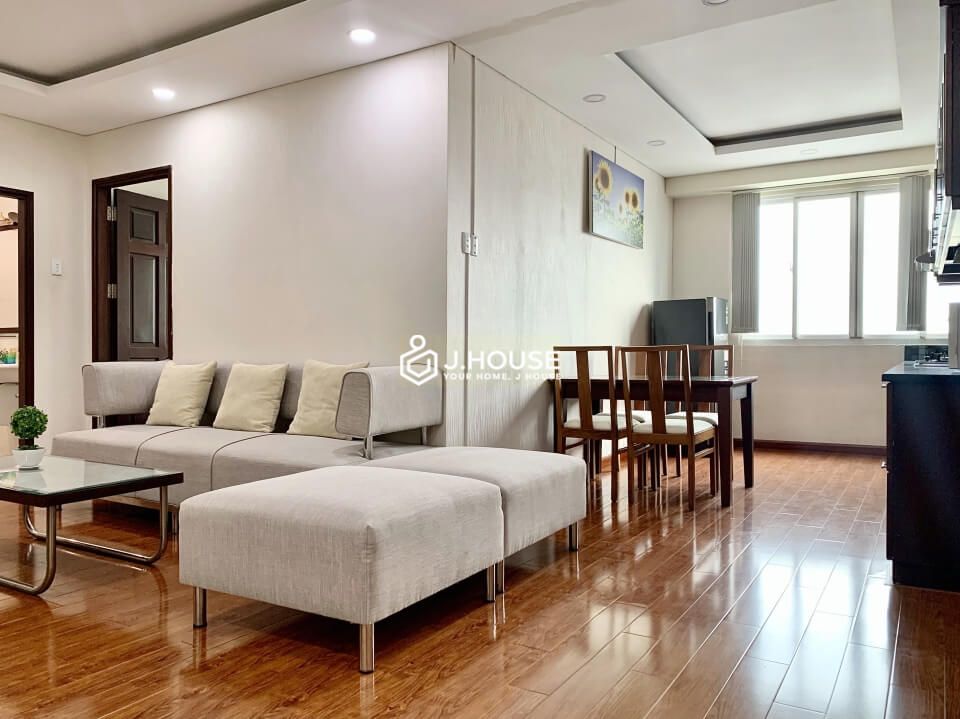 Bright and spacious 1 bedroom apartment in International Plaza, District 1, HCMC-5