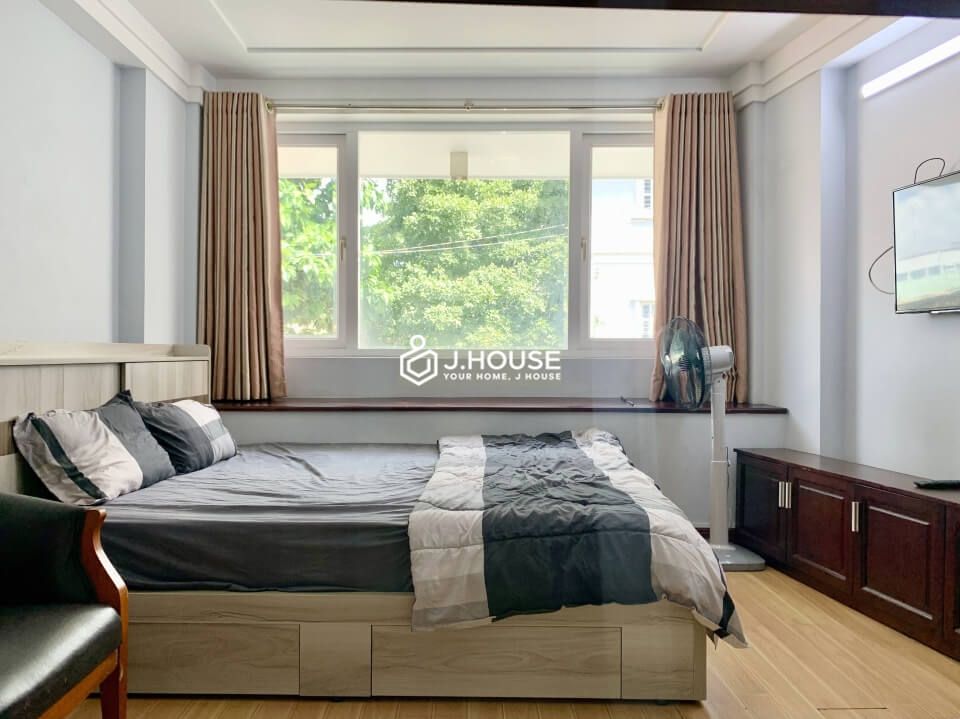 Fully furnished apartment in Ben Nghe Ward, District 1, HCMC