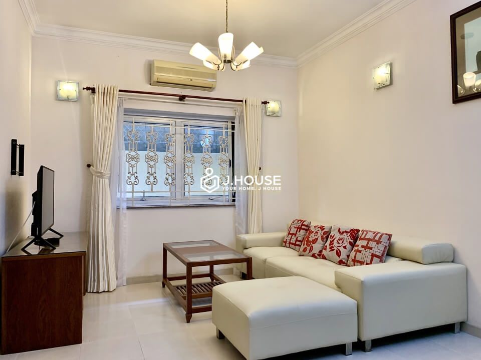 Fully furnished apartment with rooftop swimming pool in Thao Dien Ward, District 2-1