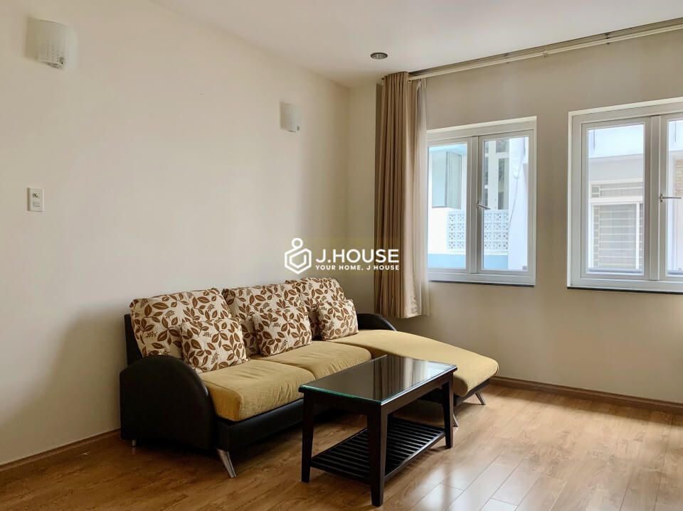 Spacious serviced apartment in Ben Thanh ward, District 1, HCMC-0