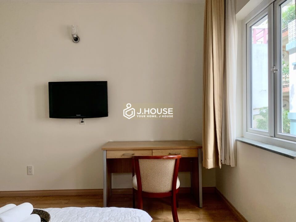 Spacious serviced apartment in Ben Thanh ward, District 1, HCMC-9