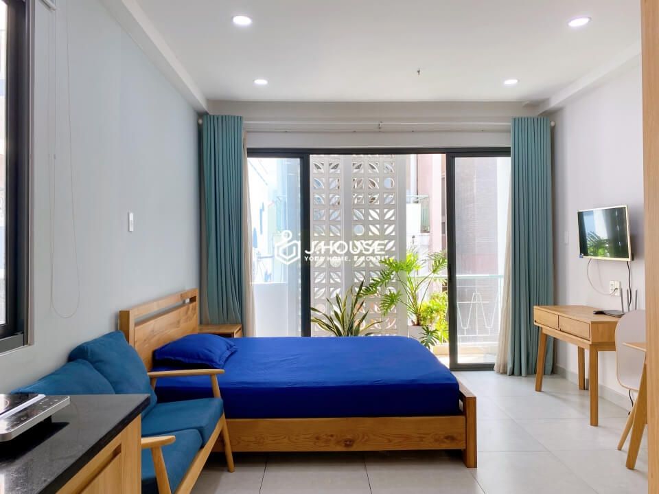 Affordable apartment in District 10, HCMC