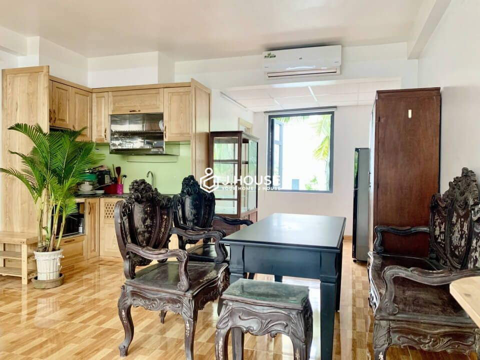 Fully furnished apartment with own washer in Thao Dien, District 2, HCMC-2