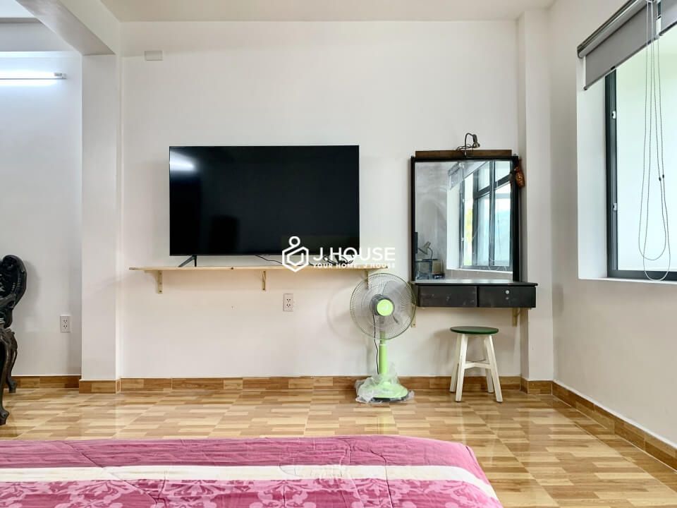 Fully furnished apartment with own washer in Thao Dien, District 2, HCMC-7