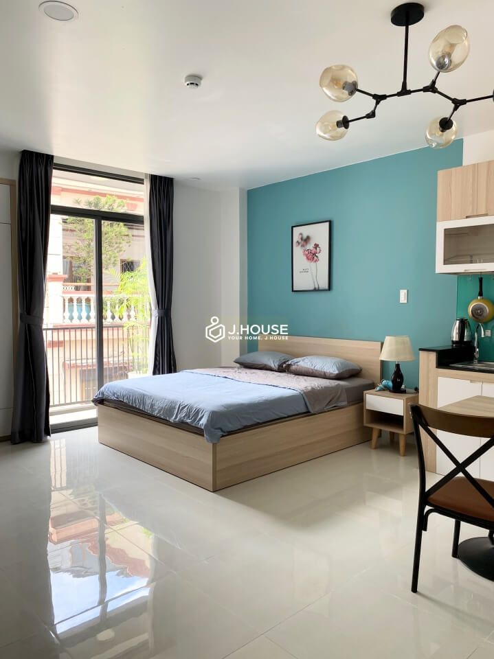 Modern fully furnished apartment near the airport, Tan Binh District, HCMC-3