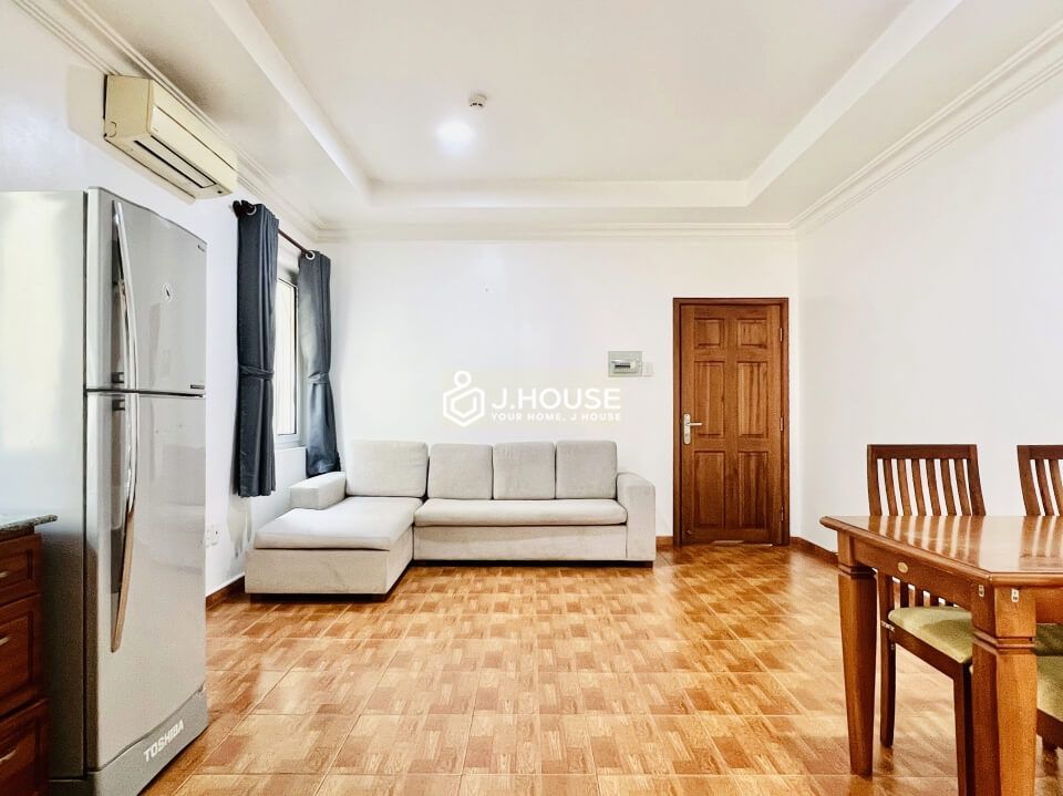 Spacious 2-bedroom apartment with rooftop pool in Thao Dien