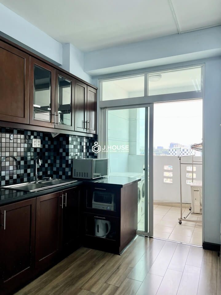 Spacious 2-bedroom serviced apartment at International Plaza apartment, District 1, HCMC-10